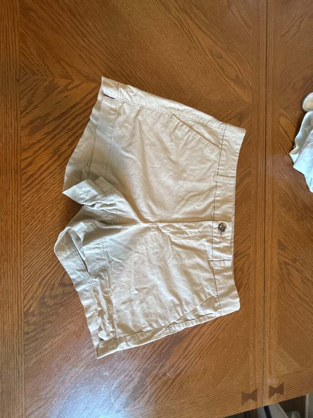 Old Navy Everyday Mid-Rise Chino Shorts Tan Size 10